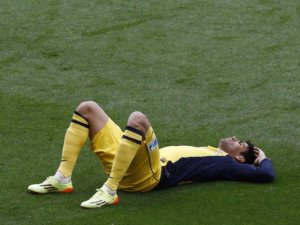 Diego Costa 9 Dakika Sahada Kalabildi!