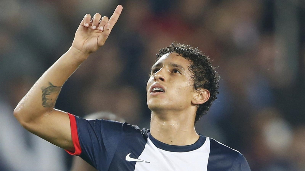 Globo Esporte: Barcelona, Marquinhos\'la Anlaştı