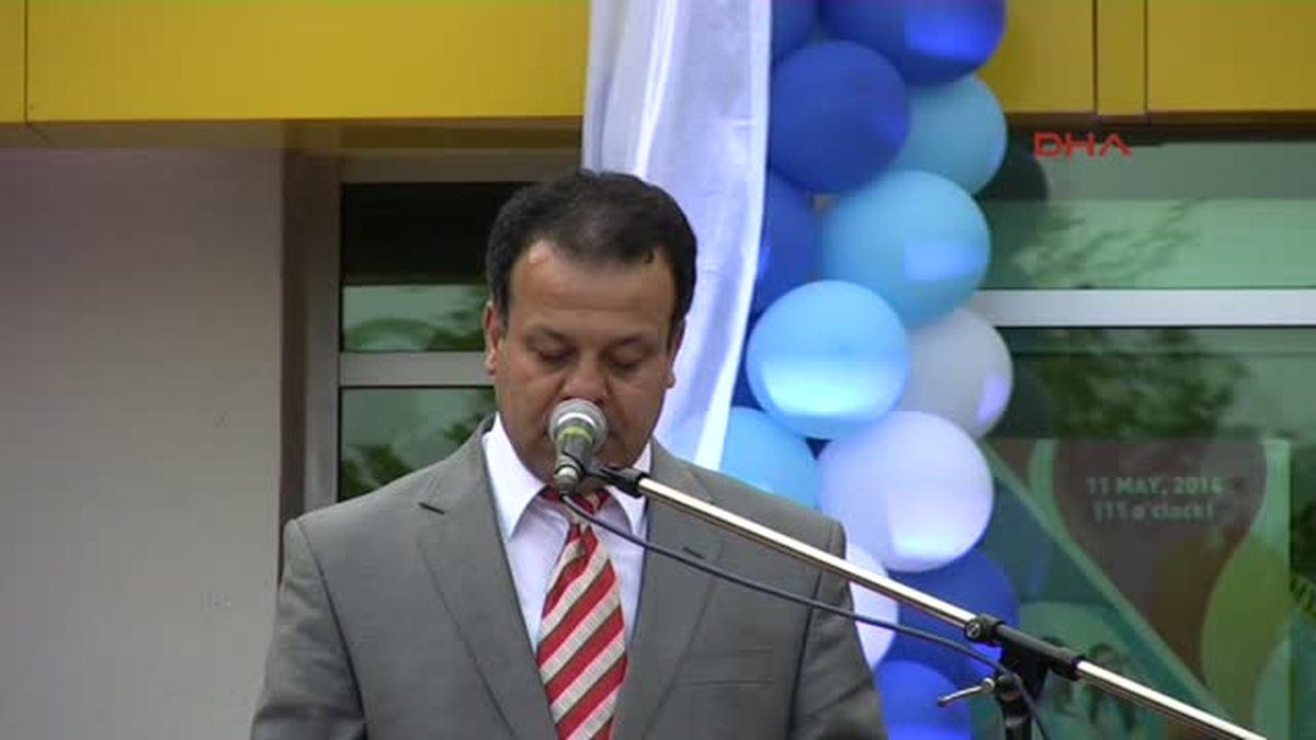 Makedonya\'da Özel Türk Kolejinde Mezuniyet Heyecanı