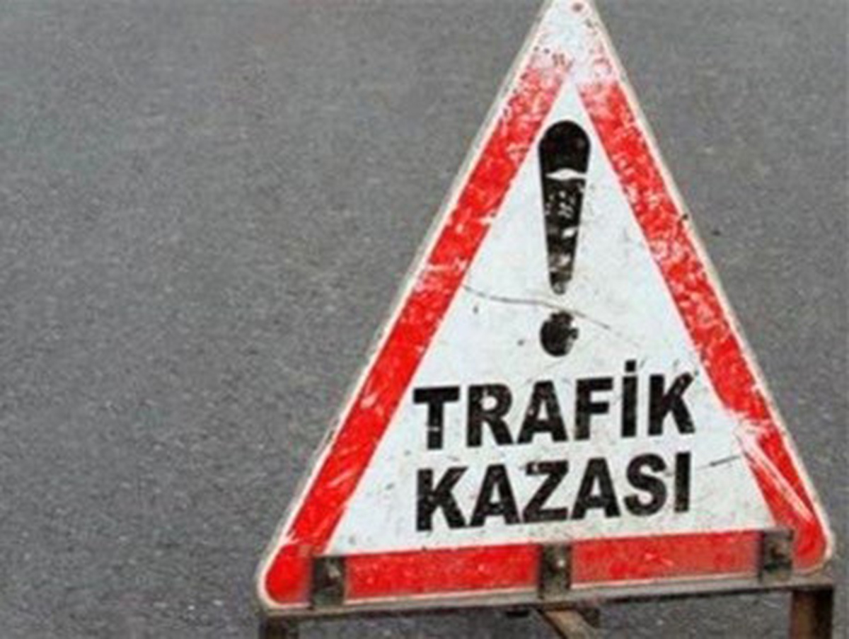 Motosiklet Otomobile Çarptı: 1 Yaralı