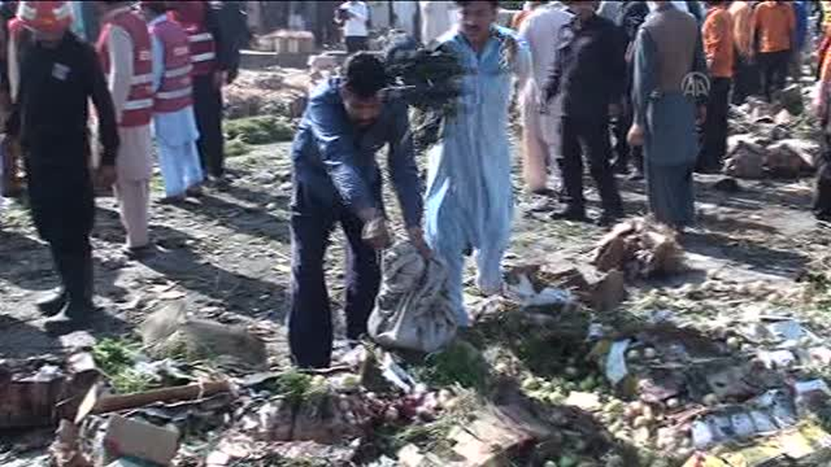 Pakistan\'da Bombalı Saldırı: 4 Ölü