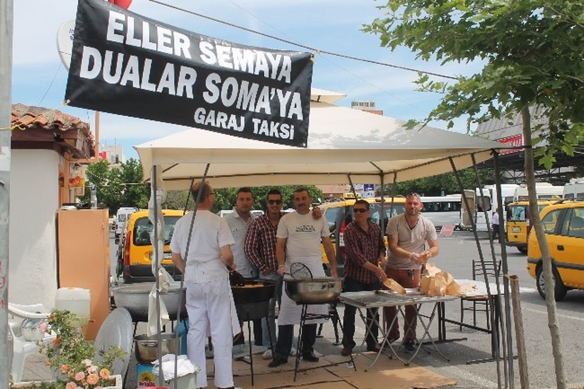 Selçuklu Taksiciler Soma Şehitleri İçin Lokma Döktürdü