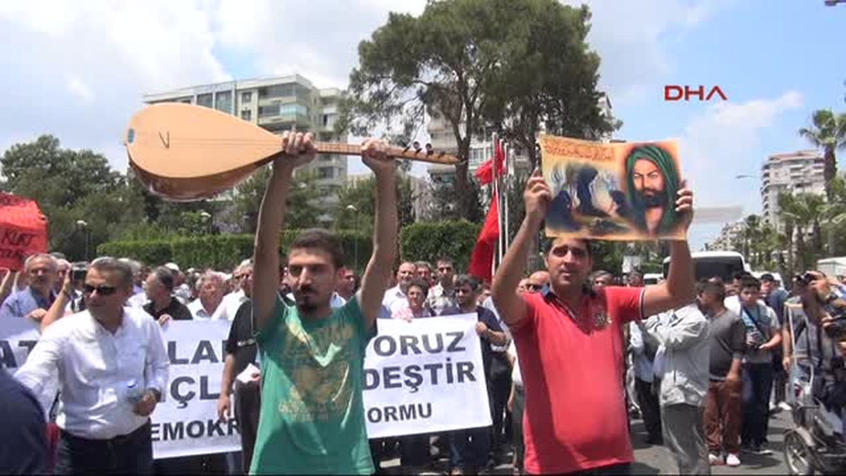 Adana\'da Uğur Kurt Yürüyüşü