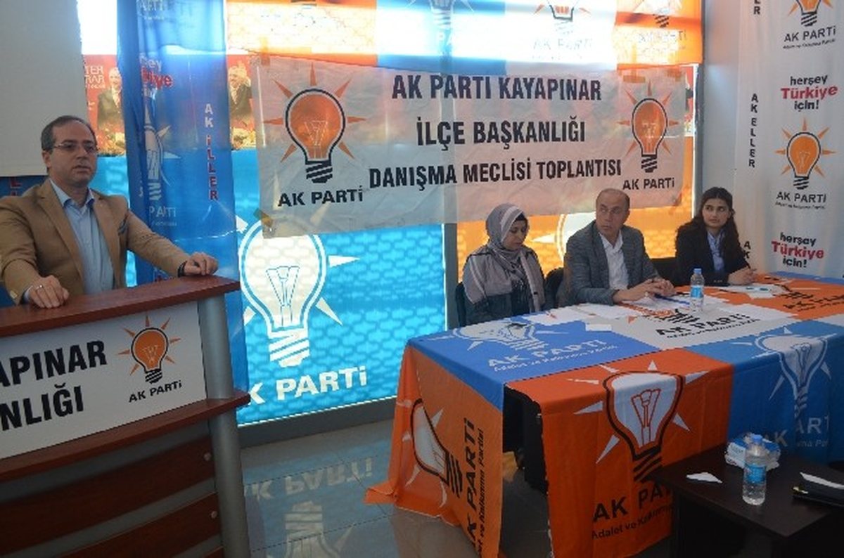 AK Parti Kayapınar İlçe Danışma Meclisi Toplantısı Yapıltı