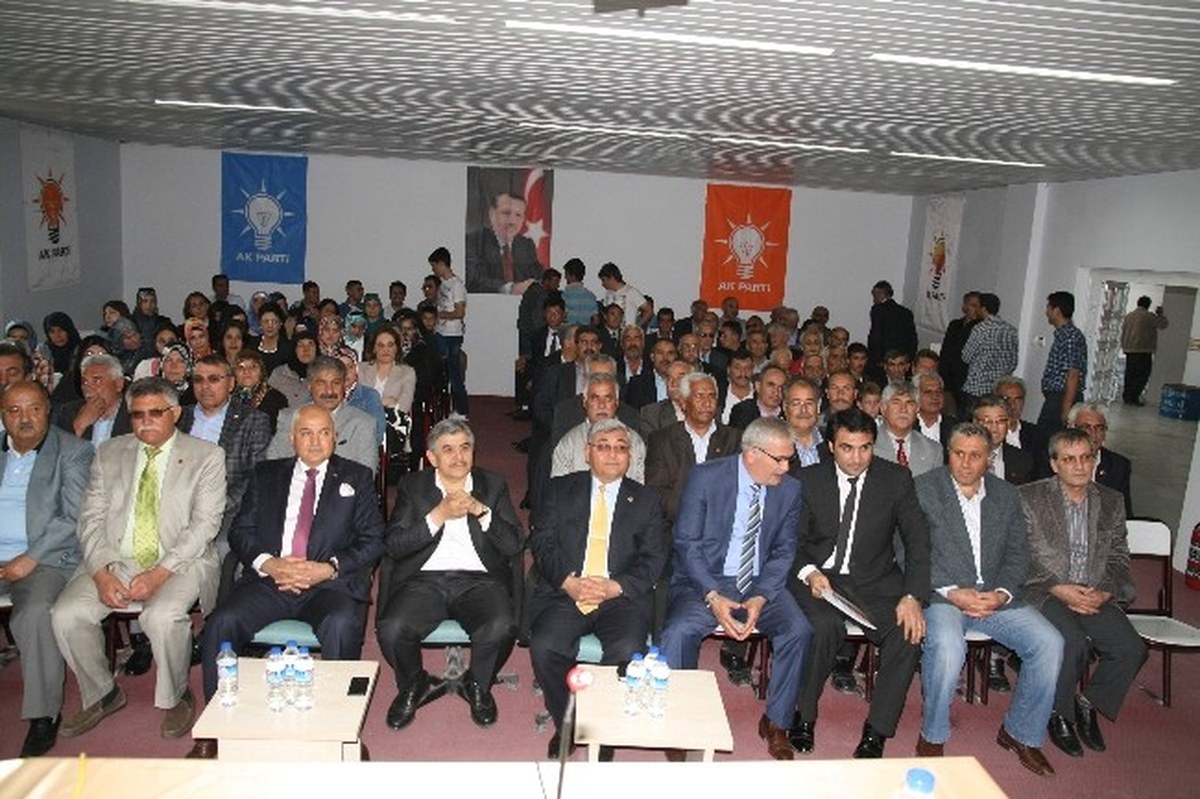 AK Parti Kulu İlçe Danışma Meclisi Toplantısını Yaptı