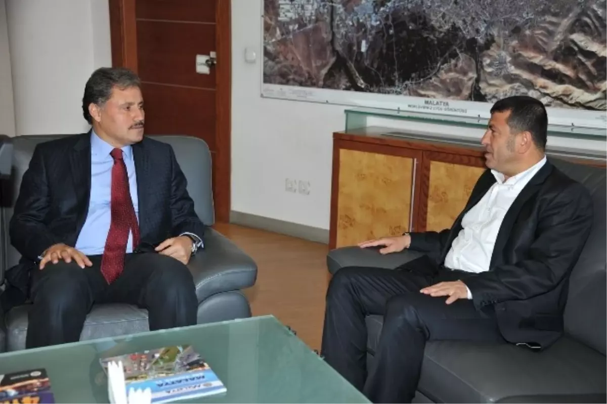 CHP Heyetinden Çakır\'a Hayırlı Olsun Ziyareti