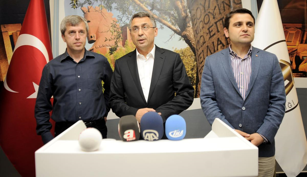 Ege Denizi\'ndeki Deprem