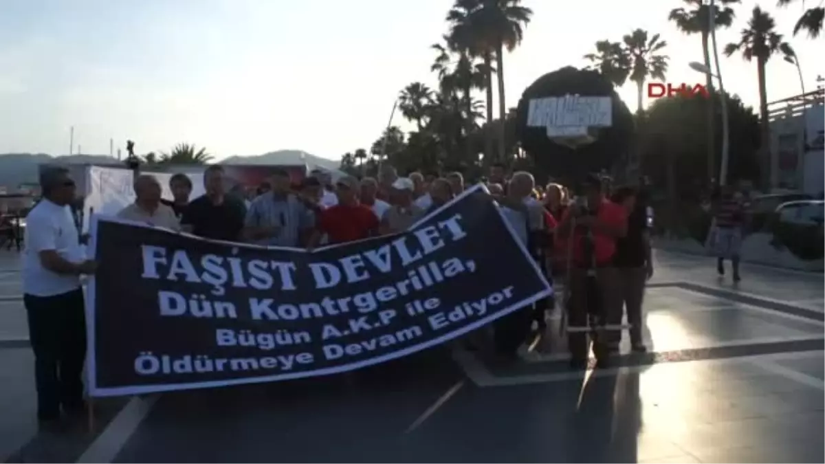 Marmaris\'te, Soma ve Uğur Kurt İçin Yürüdüler