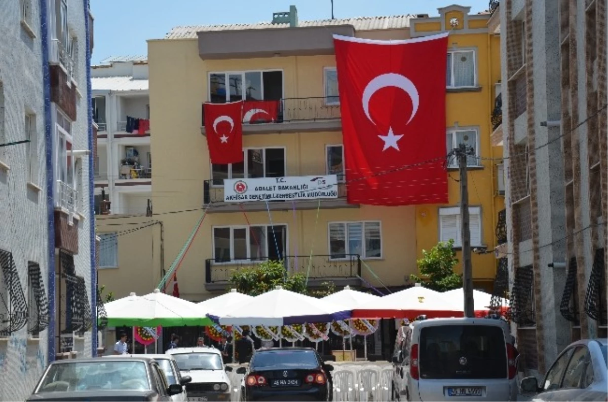 Akhisar Denetimli Serbestlik Müdürlüğü Yeni Binasına Geçti