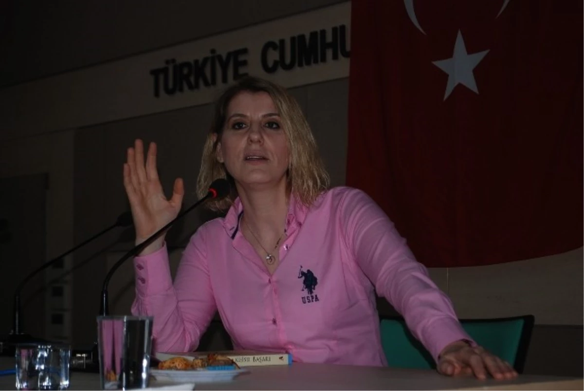 Araştırmacı Yazar Sevda Türküsev: "Vicdan Eğitimi Önemli"