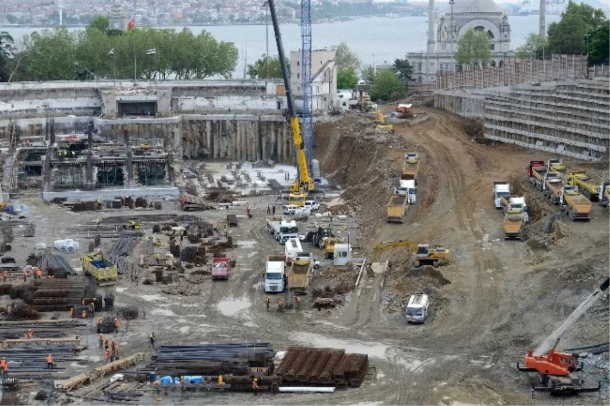 Vodafone Arena Stadı\'nın İnşaatı Devam Ediyor