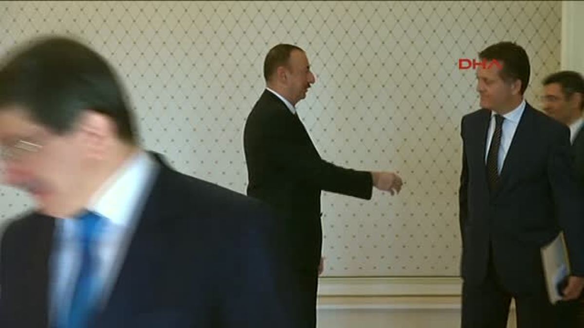 Davutoğlu, Aliyev\'i Ziyaret Etti