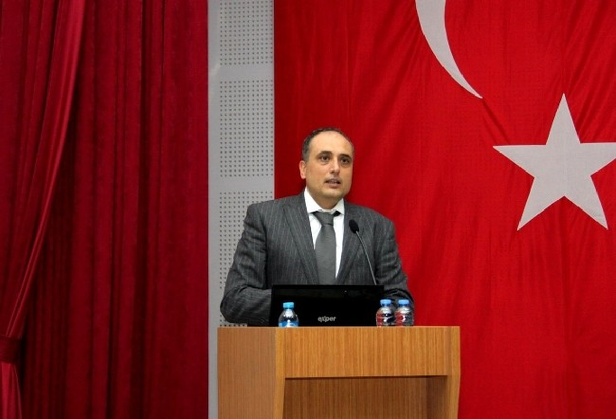 Doç.dr. Yüncü: "İnternet Bağımlısı Çocuklarda Saldırganlık Artıyor"
