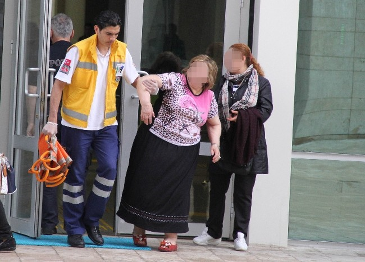 Fuhuştan Gözaltına Alınan Nine Adliyede Hastanelik Oldu
