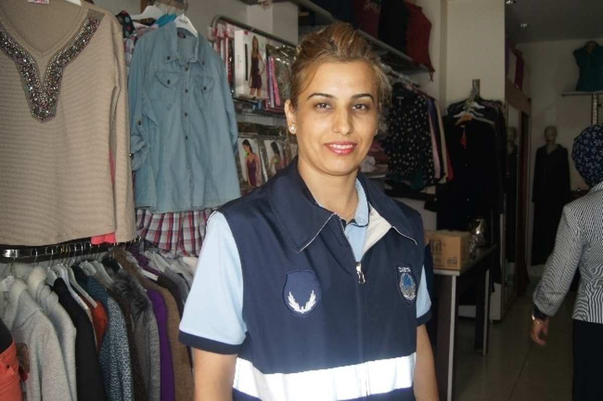 Genç İlçesindeki İlk Kadın Zabıta Denetimlere Başladı
