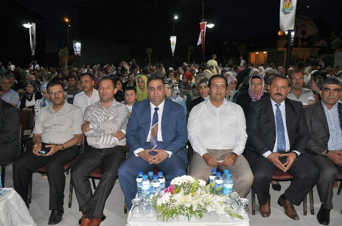 Miraç Kandili\'nde Tarsusluların Gönülleri Coştu