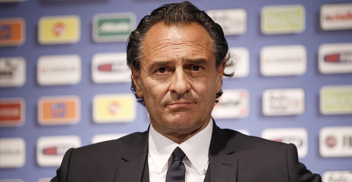 Prandelli İtalya Milli Takımı ile Devam Edecek