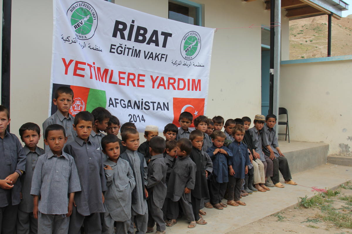 Ribat Afgan Halkının Yardımına Koştu
