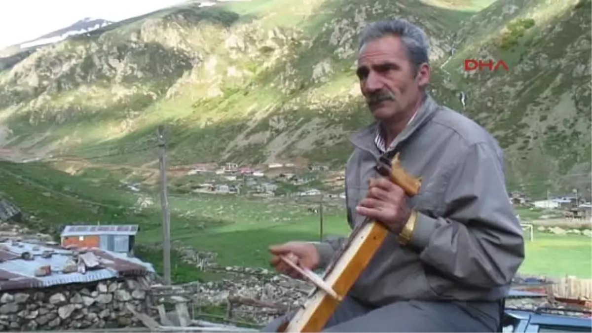 Rize\'de Tüfekle Başlayan Yayla Göçü Coşkusu Buzul Gölünde Bitti