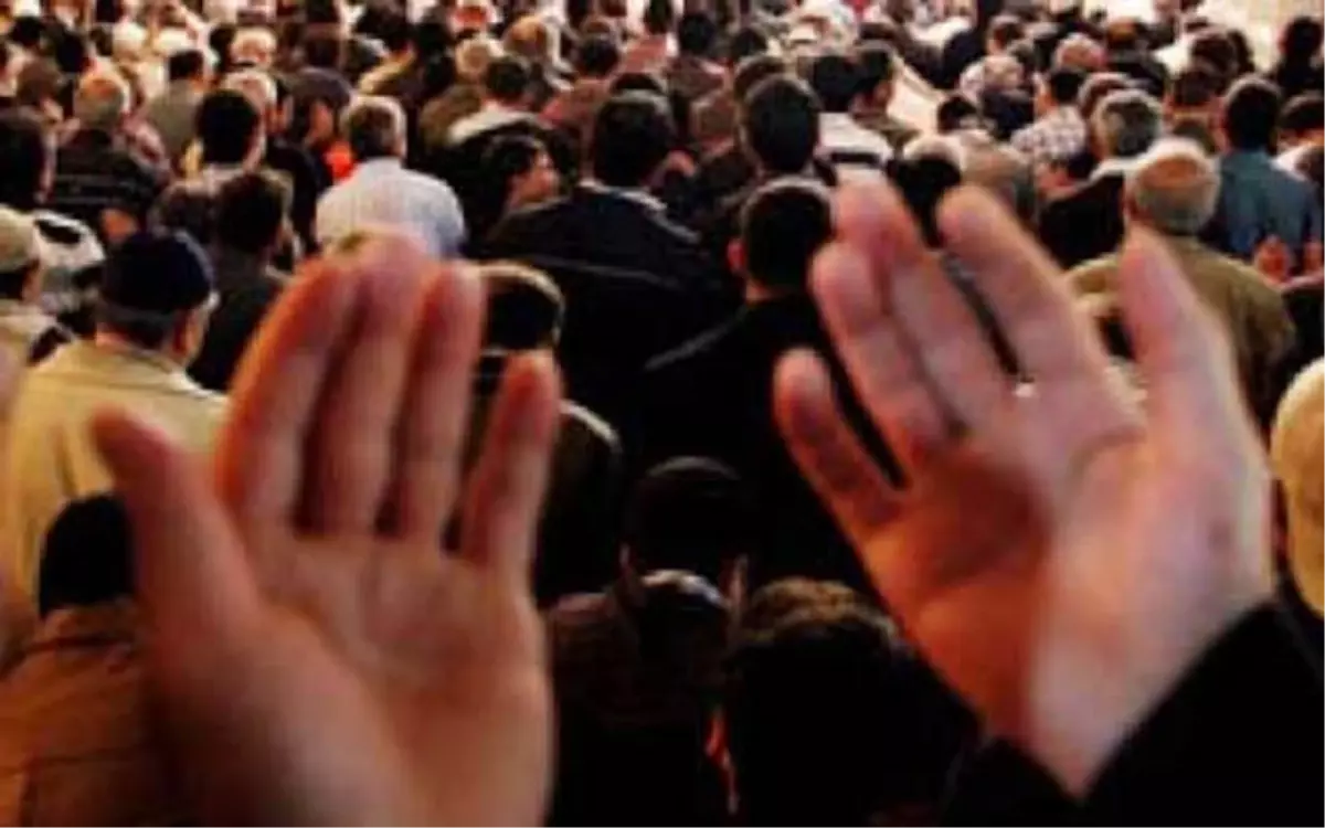 Şanlıurfa\'da Miraç Kandili