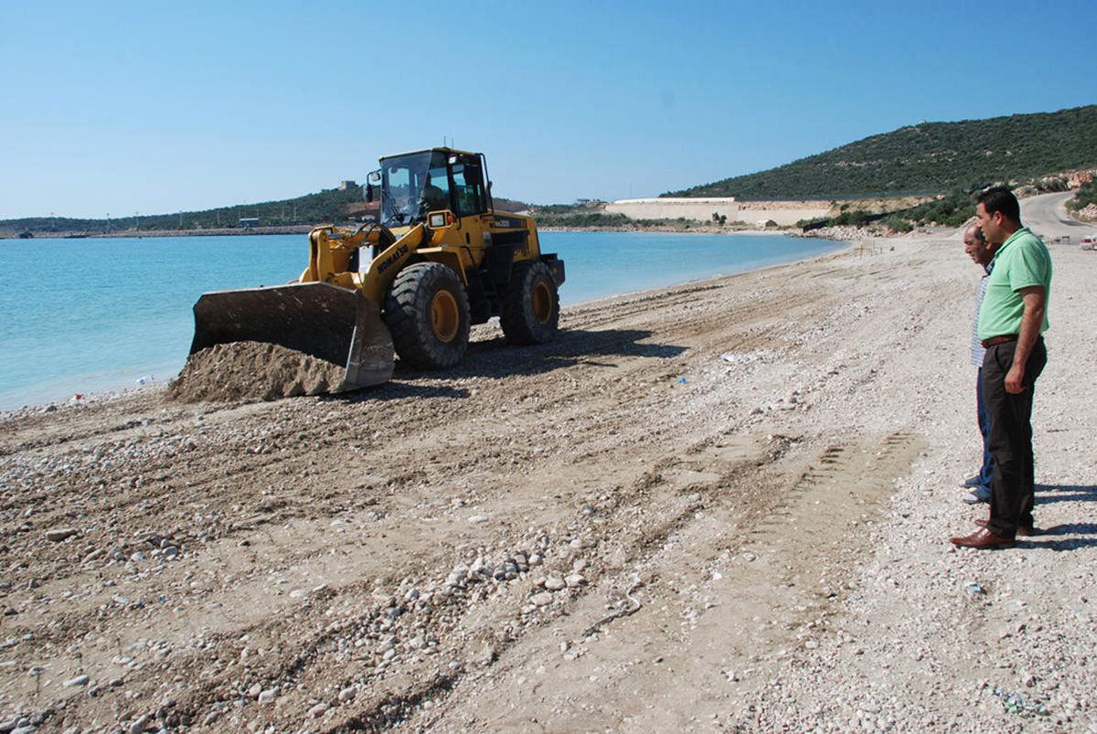 Silifke Sahillerinde Temizlik ve Bakım Çalışması Başlatıldı