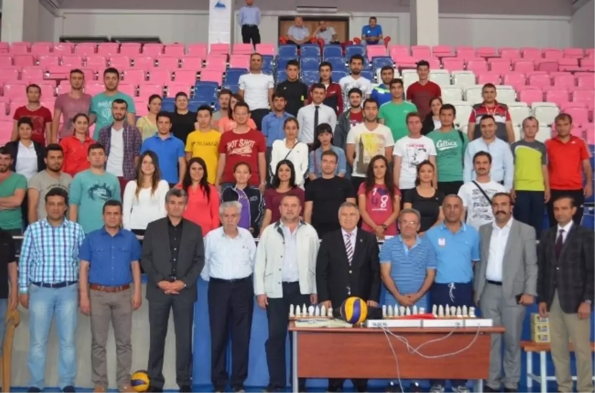 Voleybol Aday Hakem Kursu Sona Erdi