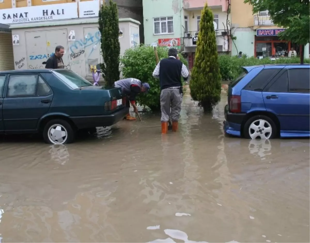 Yozgat\'ta Yağmur Hayatı Olumsuz Etkiledi