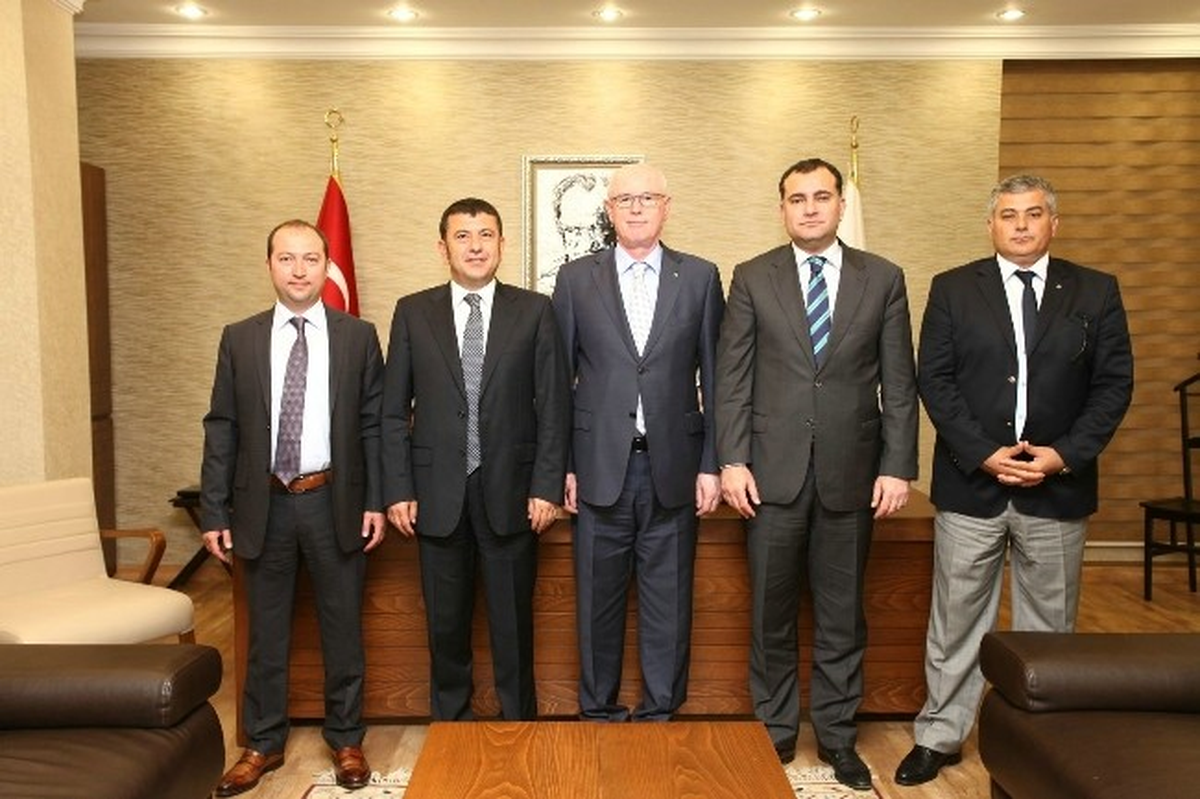 Ankara CHP\'den Başkan Kurt\'a Hayırlı Olsun Ziyareti