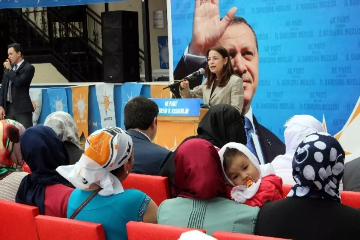 Bakan İslam: "Kadın Karar Verdiyse Kararından Dönmez"