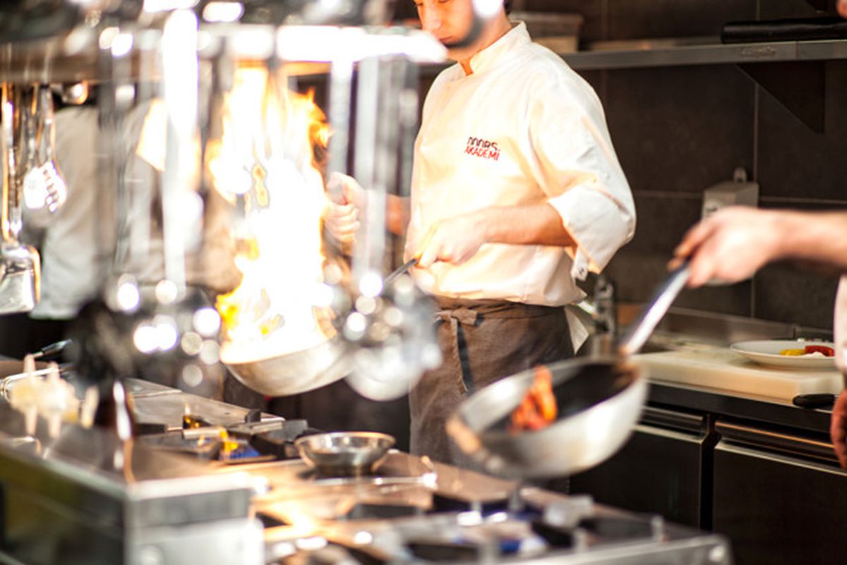 Doors Akademi Mutfakta Uzmanlaşmak İsteyenleri Bekliyor