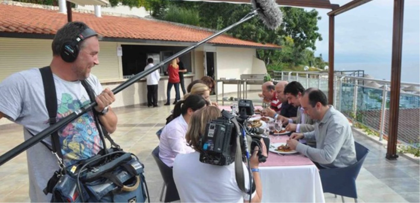 Hollandalı Televizyon Kanalı Türk Yemeklerini Tanıttı