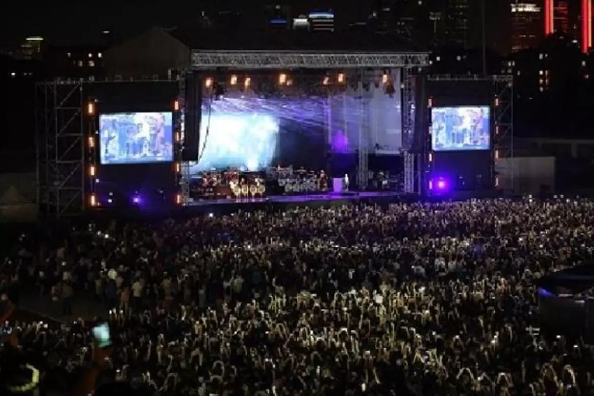 Justin Timberlake, İstanbul\'da Konser Verdi