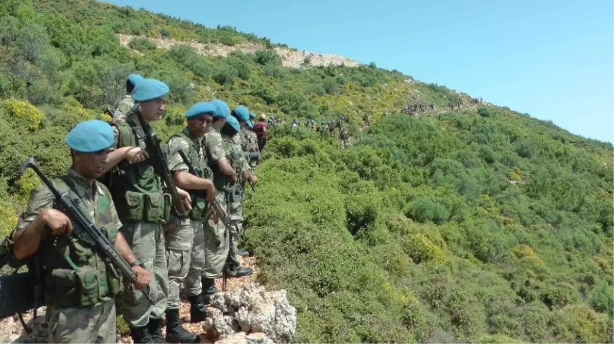 Seydikemer\'de Kayıp Çobanı Komandolar Arıyor