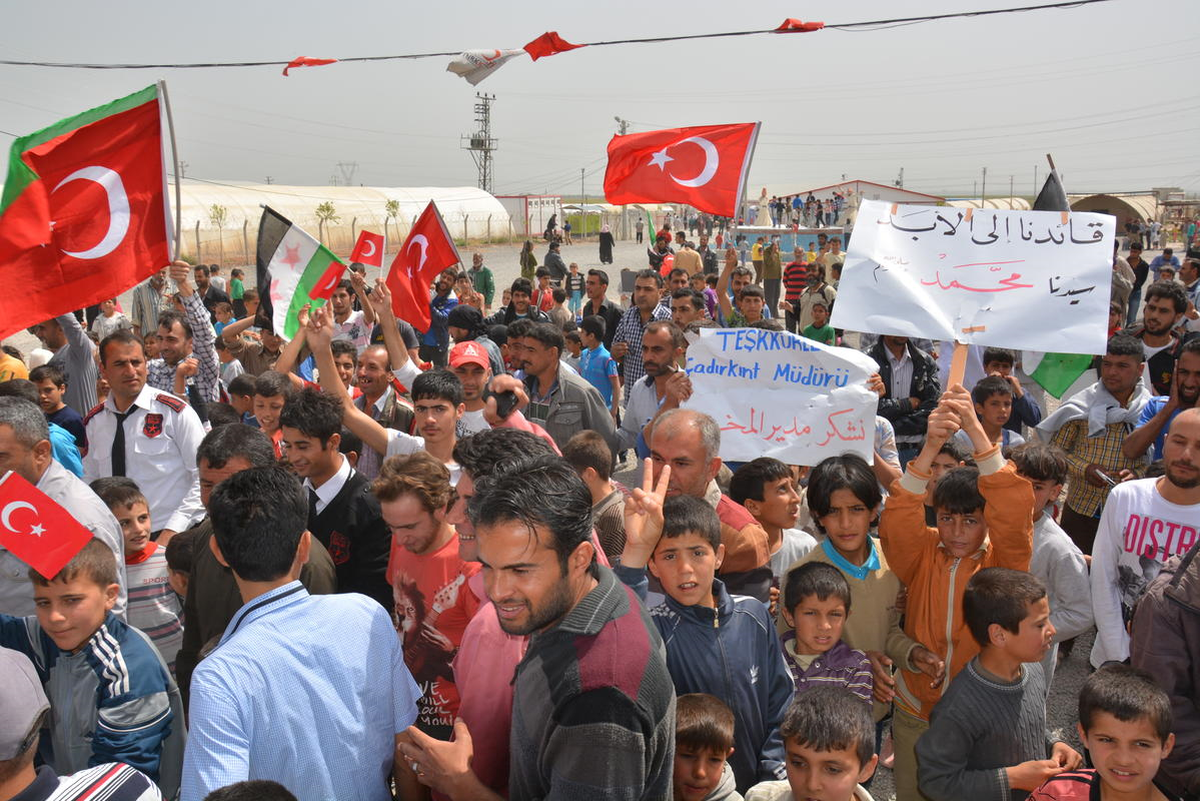 Suriyeli Sığınmacılardan "Teşekkür Mitingi"