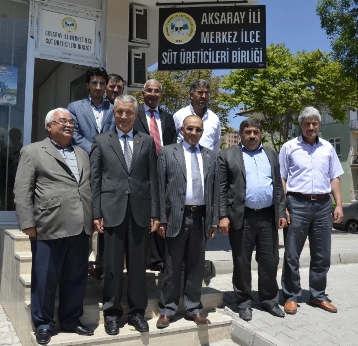 Toplantılarda Gazlı İçecek Yerine Süt İçilsin Önerisi