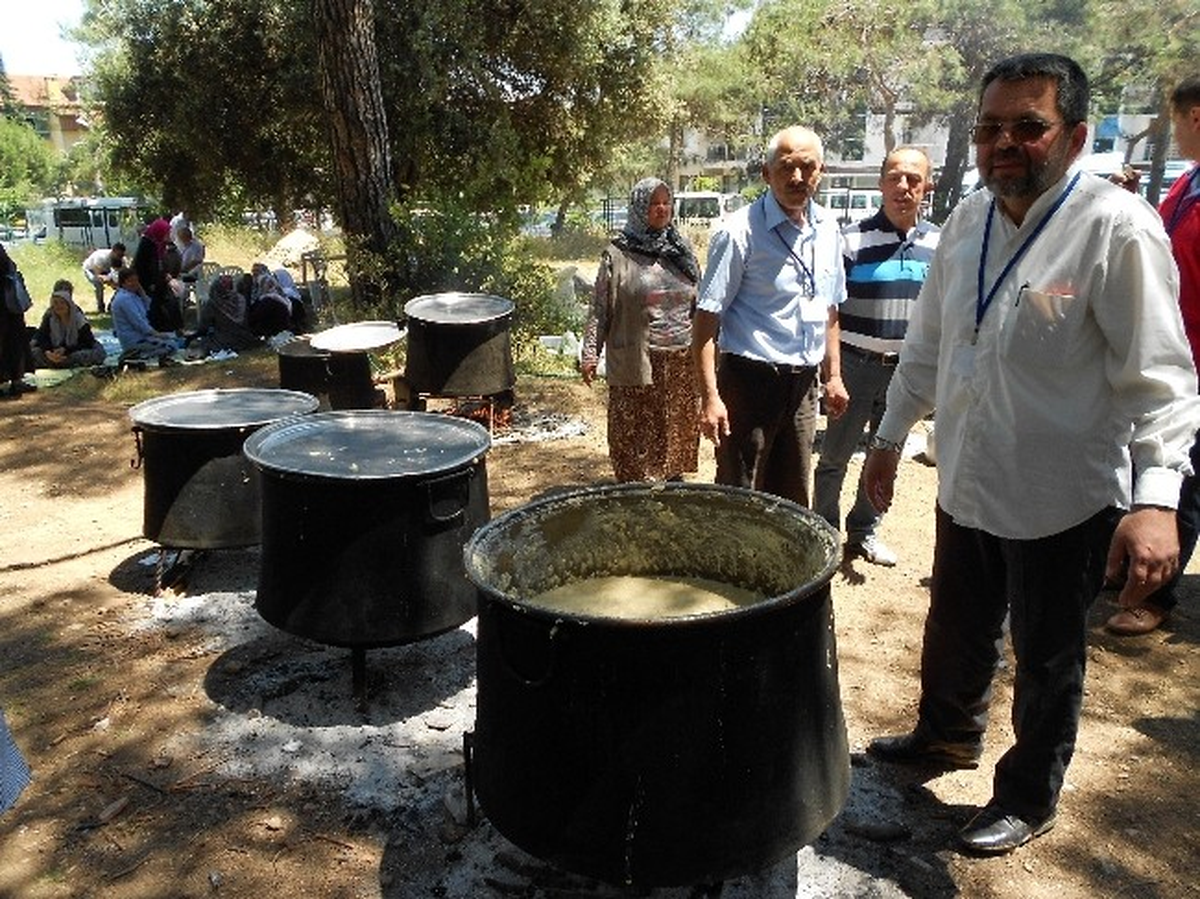 Yeşilyuvalılar Keşkek Gününde Bir Araya Geldi