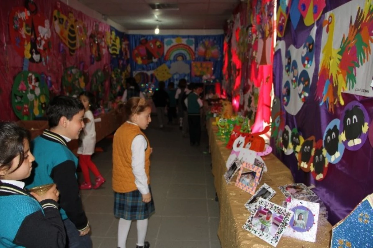 Arhavi\'de, Anasınıfı Öğrencilerinin Yıl Sonu Sergisi Açıldı