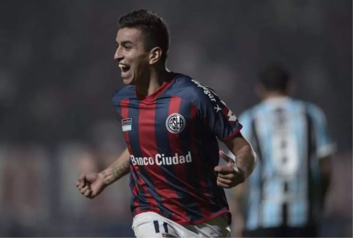 Atletico, Angel Correa\'nın Transferini Bitirdi