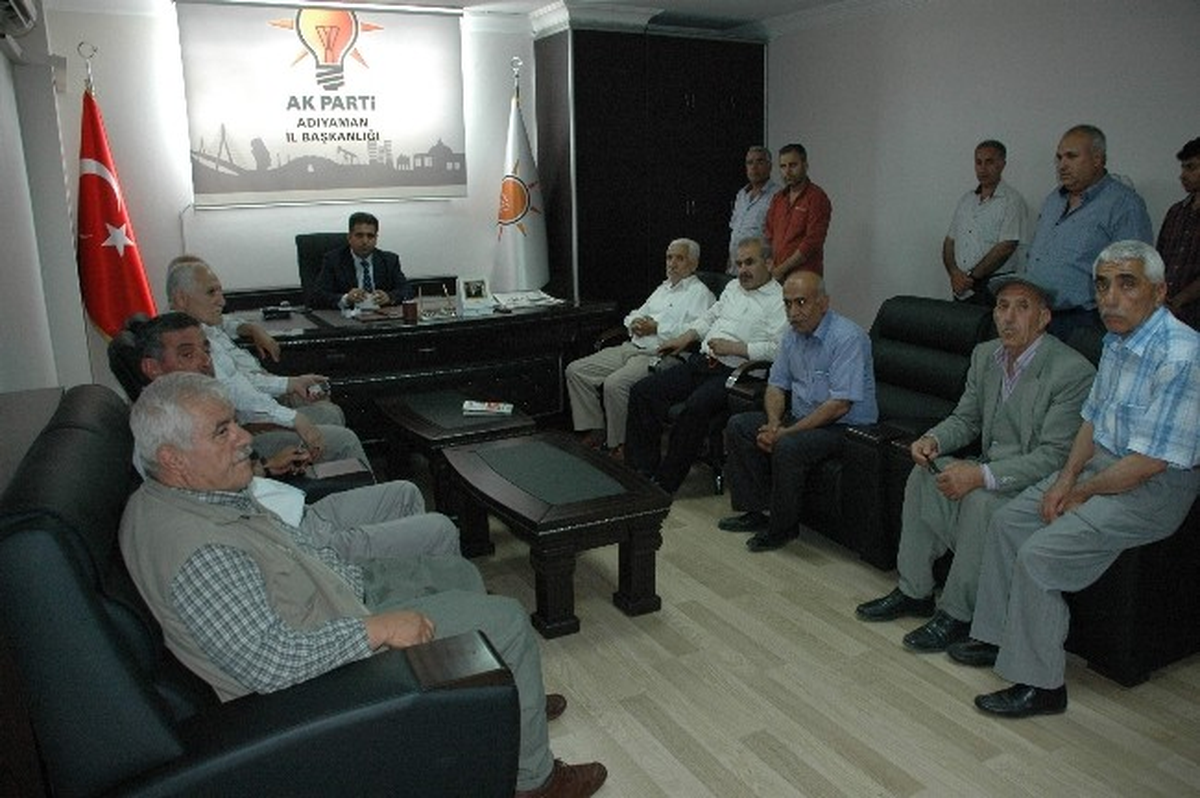 Başkan Fırat, Vatandaşların Dertlerini Dinledi