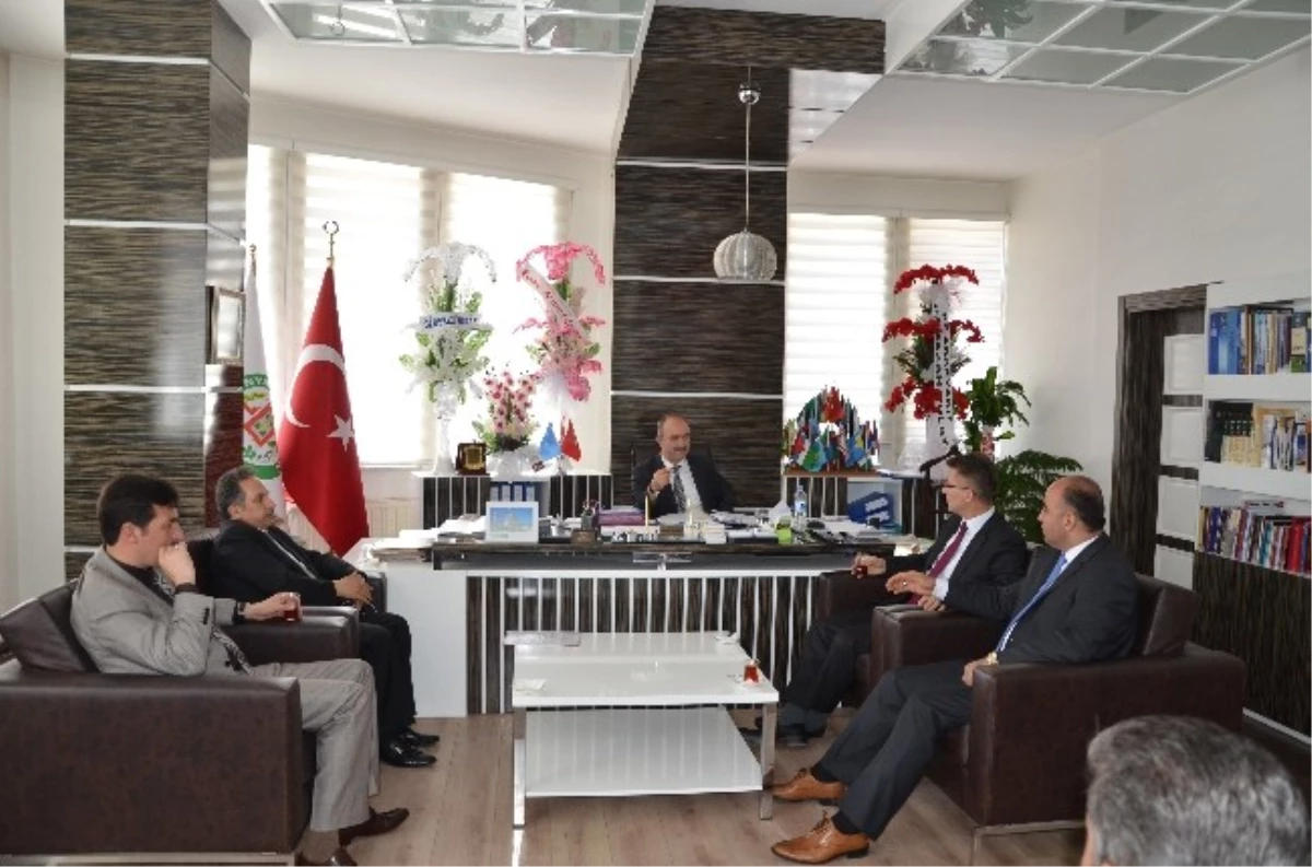 Büyükşehir Belediyesi Genel Sekreteri Mustafa Yalçın Bünyan\'da Bir Dizi İncelemelerde Bulundu