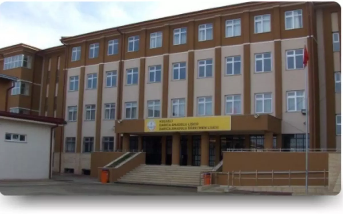 Darıca Anadolu Sağlık Meslek Lisesi Onarılacak