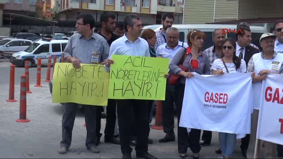 Gaziantep\'te Doktorlardan Nöbet Protestosu