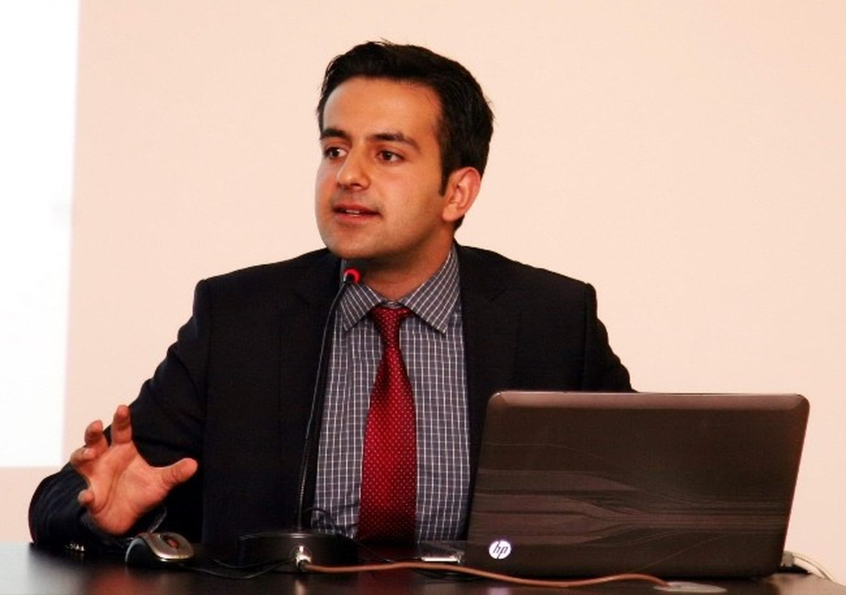 Kır Kabuğunu, Fikrine Hayat Ver\'