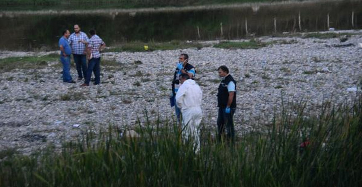 Kolunda Şırıngayla Erkek Cesedi Bulundu