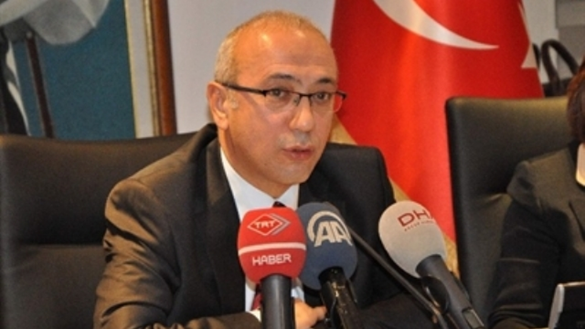 Ulaştırma, Denizcilik ve Haberleşme Bakanı Elvan, Çankırı\'da Açıklaması