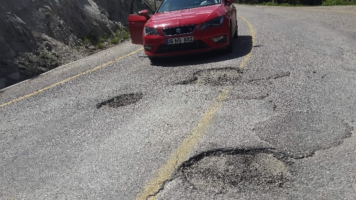 Uludağ Yolu Çukur Dolu