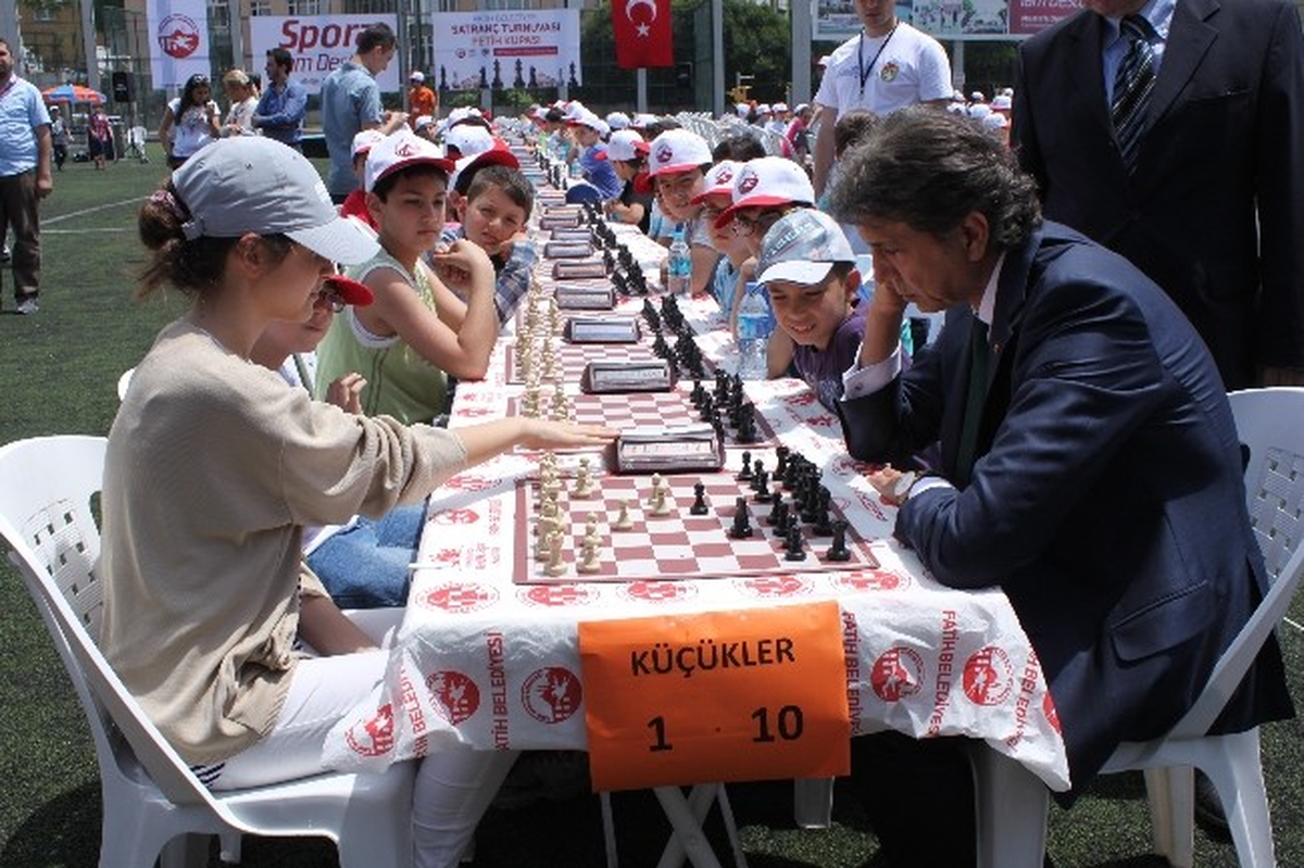 1453 Sporcu Fetih Kupası İçin Yarıştı