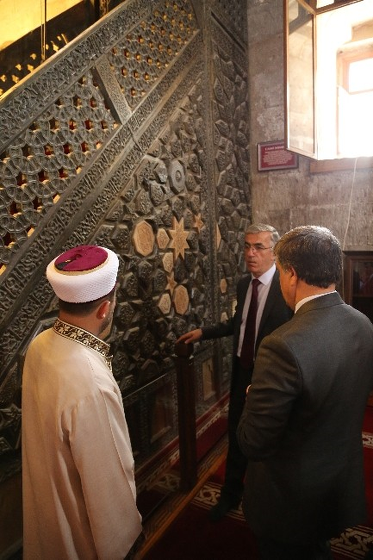 Aksaray\'da Ulu Caminin Orijinal Mihrabındaki Restorasyon Tamamlandı