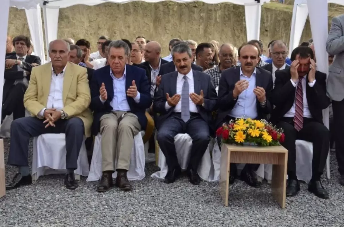 Altınvadi Residence\'ın Temeli Dualarla Atıldı