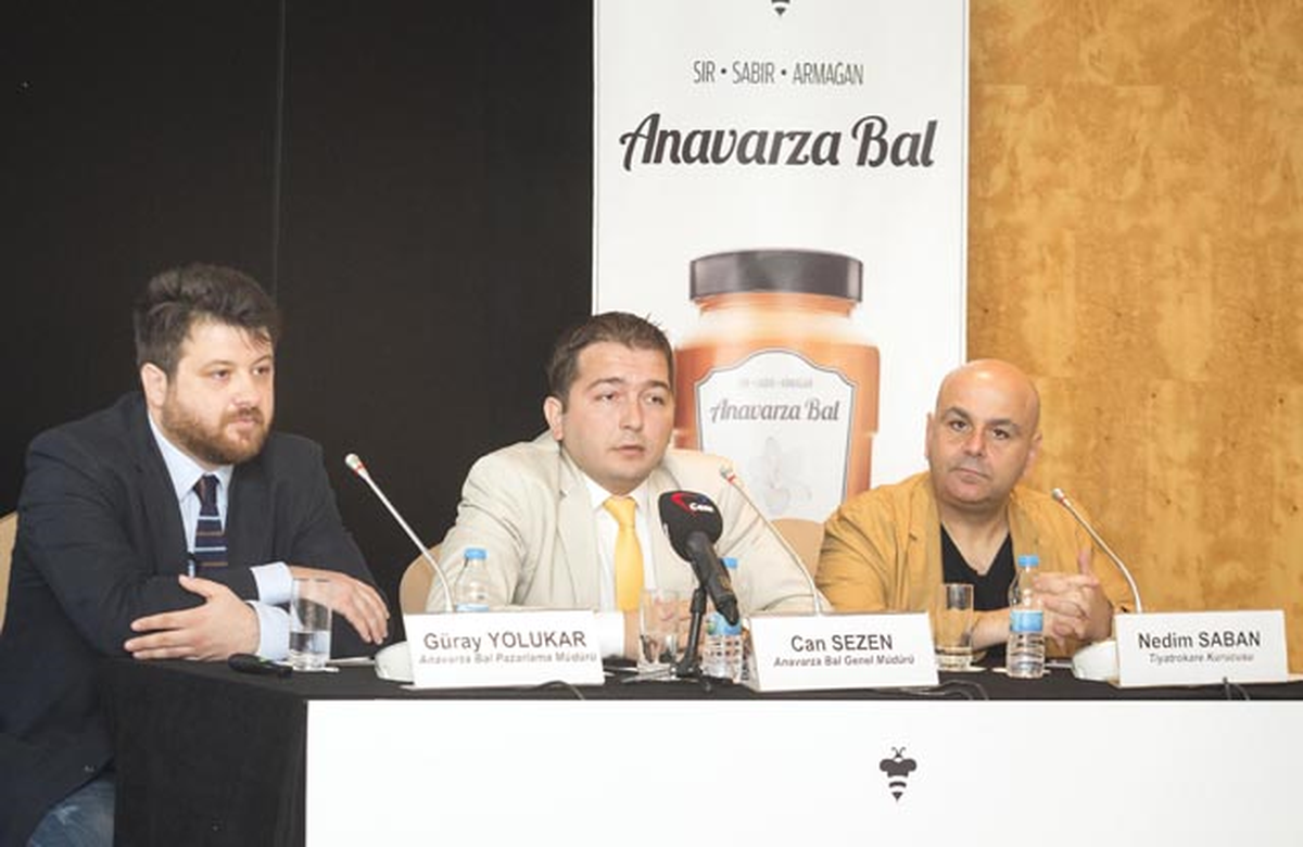 Anavarza Bal\'dan Sektöre İki Yeni İlk Daha